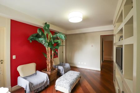 Apartamento à venda com 235m², 4 quartos e 4 vagasCorredor