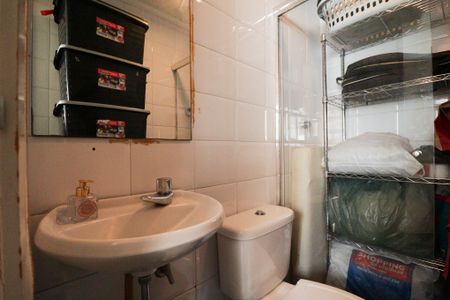 Apartamento à venda com 235m², 4 quartos e 4 vagasCozinha e Área de Serviço
