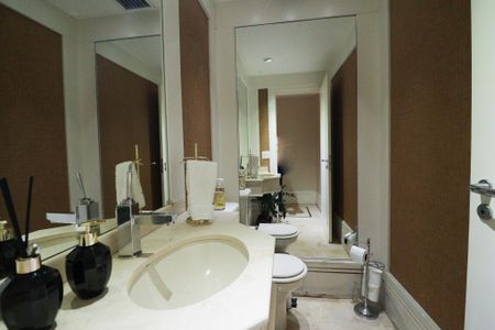 Apartamento à venda com 235m², 4 quartos e 4 vagasLavabo