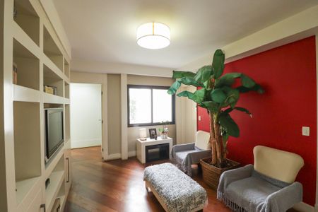 Apartamento à venda com 235m², 4 quartos e 4 vagasCorredor