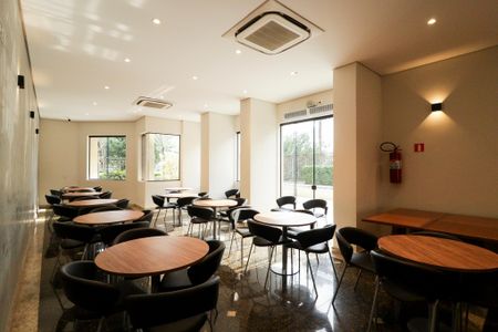 Apartamento à venda com 235m², 4 quartos e 4 vagasSalão de Festas