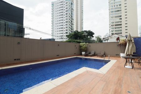 Apartamento à venda com 235m², 4 quartos e 4 vagasPiscina