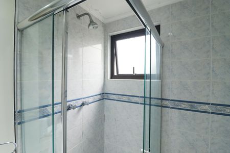 Apartamento à venda com 235m², 4 quartos e 4 vagasBanheiro da Suíte 1