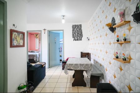 Sala de apartamento para alugar com 2 quartos, 50m² em Parque Fongaro, São Paulo
