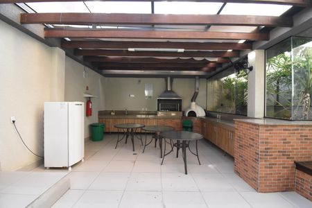 Apartamento para alugar com 65m², 2 quartos e 1 vagaÁrea comum - Churrasqueira