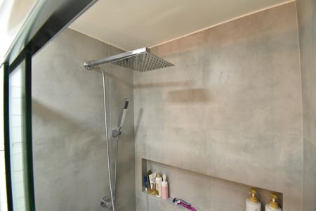 Apartamento para alugar com 65m², 2 quartos e 1 vagaBanheiro 2
