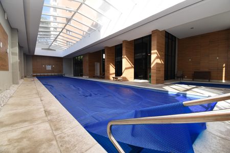 Apartamento para alugar com 65m², 2 quartos e 1 vagaÁrea comum - Piscina