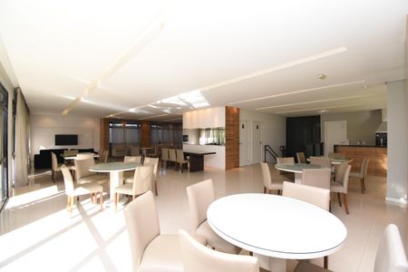 Apartamento para alugar com 65m², 2 quartos e 1 vagaÁrea comum - Salão de festas