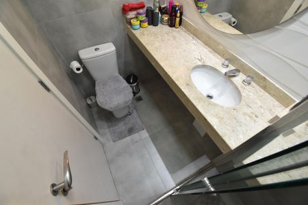 Apartamento para alugar com 65m², 2 quartos e 1 vagaBanheiro 2