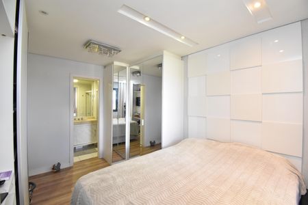 Suite de apartamento para alugar com 2 quartos, 65m² em Cristo Rei, Curitiba