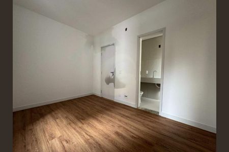 Apartamento à venda com 3 quartos, 133m² em Santo Antônio, Belo Horizonte