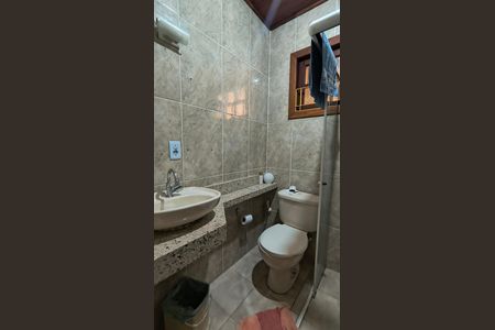 Casa de condomínio à venda com 160m², 5 quartos e 2 vagasBanheiro Social 
