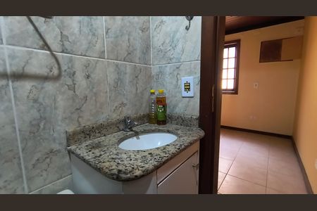 Casa de condomínio à venda com 160m², 5 quartos e 2 vagasBanheiro da Suíte 2