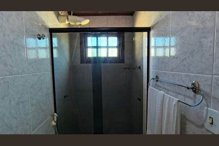Casa de condomínio à venda com 160m², 5 quartos e 2 vagasBanheiro da Suíte 1