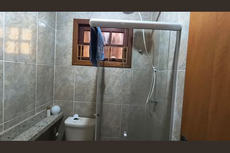 Casa de condomínio à venda com 160m², 5 quartos e 2 vagasBanheiro Social 