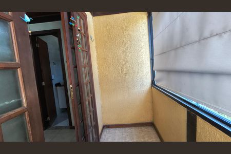 Casa de condomínio à venda com 160m², 5 quartos e 2 vagasVaranda da Suíte 1