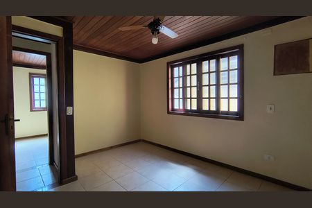 Casa de condomínio à venda com 160m², 5 quartos e 2 vagasSuíte 2