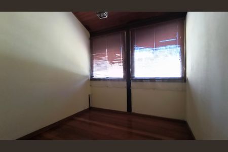 Casa de condomínio à venda com 160m², 5 quartos e 2 vagasHall dos Quartos