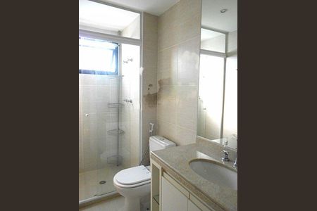 Apartamento à venda com 226m², 4 quartos e 4 vagas