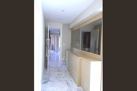 Apartamento à venda com 226m², 4 quartos e 4 vagas