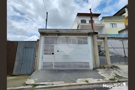 Casa à venda com 139m², 2 quartos e 2 vagas