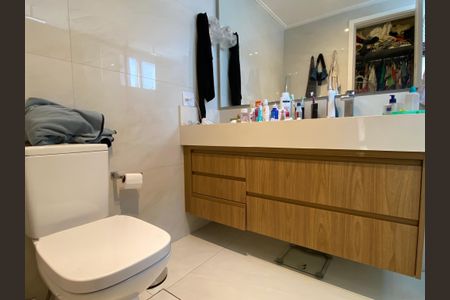 Apartamento para alugar com 200m², 3 quartos e 4 vagasBanheiro 1
