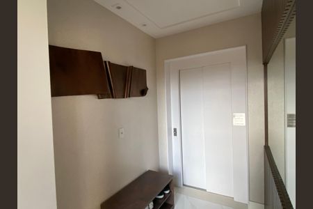 Apartamento para alugar com 200m², 3 quartos e 4 vagasHall de entrada