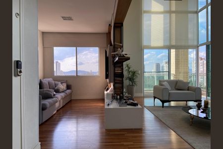 Apartamento para alugar com 200m², 3 quartos e 4 vagasSala