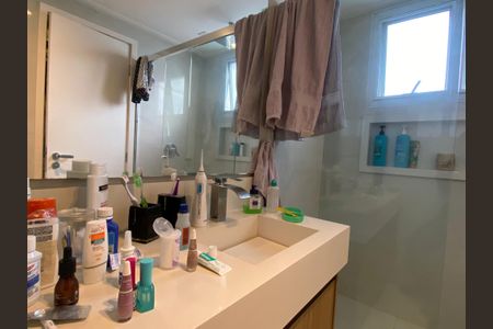 Apartamento para alugar com 200m², 3 quartos e 4 vagasBanheiro 1