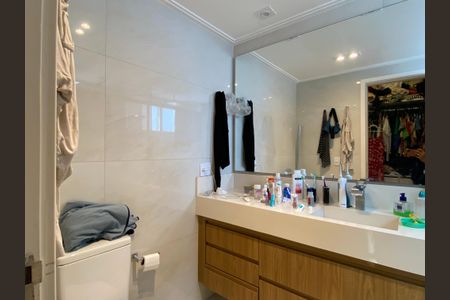 Apartamento para alugar com 200m², 3 quartos e 4 vagasBanheiro 1