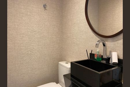 Apartamento para alugar com 200m², 3 quartos e 4 vagasLavabo