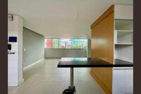 Apartamento à venda com 3 quartos, 162m² em Santa Tereza, Belo Horizonte