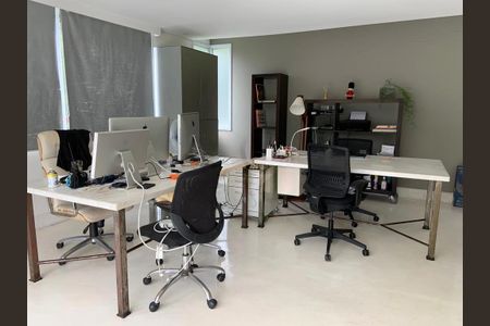 Casa à venda com 900m², 6 quartos e 7 vagas