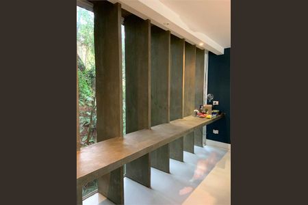 Casa à venda com 900m², 6 quartos e 7 vagas