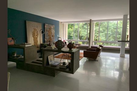 Casa à venda com 6 quartos, 900m² em Fazenda Morumbi, São Paulo