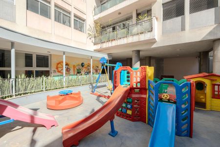 Apartamento para alugar com 150m², 4 quartos e 1 vagaÁrea comum - Playground