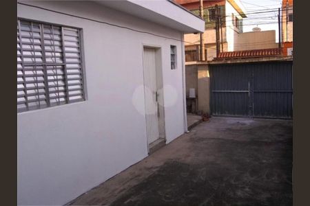 Casa à venda com 3 quartos, 120m² em Vila Linda, Santo André