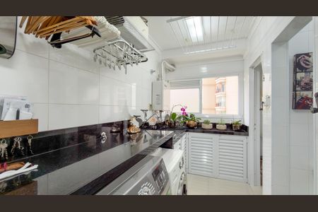 Apartamento à venda com 190m², 3 quartos e 5 vagas Apartamento à venda com 190m², 3 quartos e 5 vagasCozinha