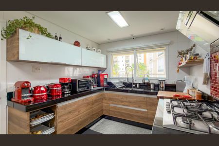Apartamento à venda com 190m², 3 quartos e 5 vagas Apartamento à venda com 190m², 3 quartos e 5 vagasCozinha