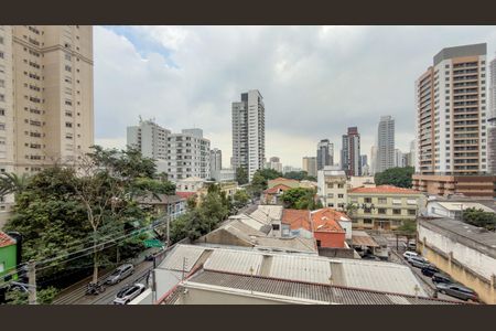 Apartamento à venda com 190m², 3 quartos e 5 vagas Apartamento à venda com 190m², 3 quartos e 5 vagasVista