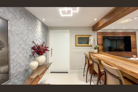 Apartamento à venda com 190m², 3 quartos e 5 vagas Apartamento à venda com 190m², 3 quartos e 5 vagasSala de Jantar