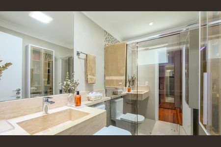 Apartamento à venda com 190m², 3 quartos e 5 vagas Apartamento à venda com 190m², 3 quartos e 5 vagasBanheiro