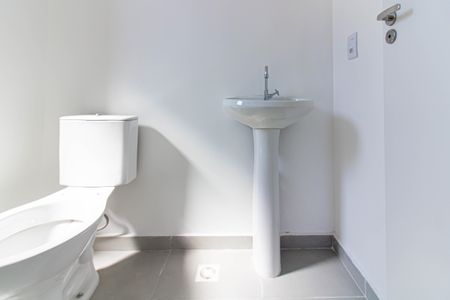 Apartamento para alugar com 27m², 1 quarto e sem vagaBanheiro da Suíte