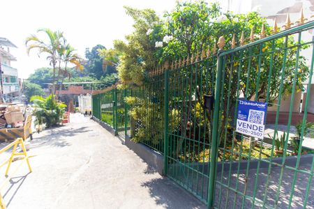 Apartamento à venda com 70m², 2 quartos e 1 vaga Apartamento à venda com 70m², 2 quartos e 1 vagaPlaca