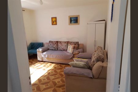 Casa à venda com 3 quartos, 205m² em Vila Santo Estefano, São Paulo