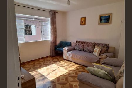 Casa à venda com 3 quartos, 205m² em Vila Santo Estefano, São Paulo