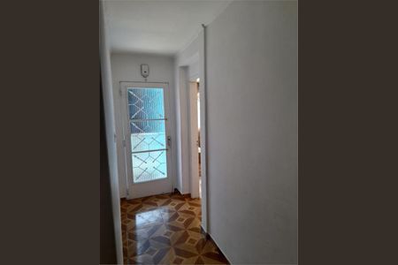 Casa à venda com 3 quartos, 205m² em Vila Santo Estefano, São Paulo
