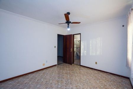 Casa à venda com 4 quartos, 240m² em Calaboca, Niterói