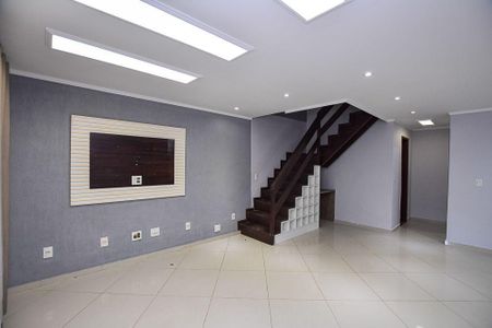 Casa à venda com 4 quartos, 240m² em Calaboca, Niterói