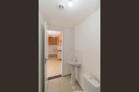 Apartamento para alugar com 37m², 2 quartos e sem vaga Apartamento para alugar com 37m², 2 quartos e sem vagaBanheiro